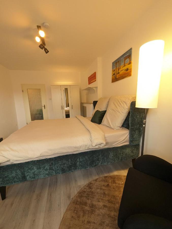 Gemuetliche Zimmer Im Herzen Der Stadt Em-Apartments Deutschland Bielefeld Exterior photo