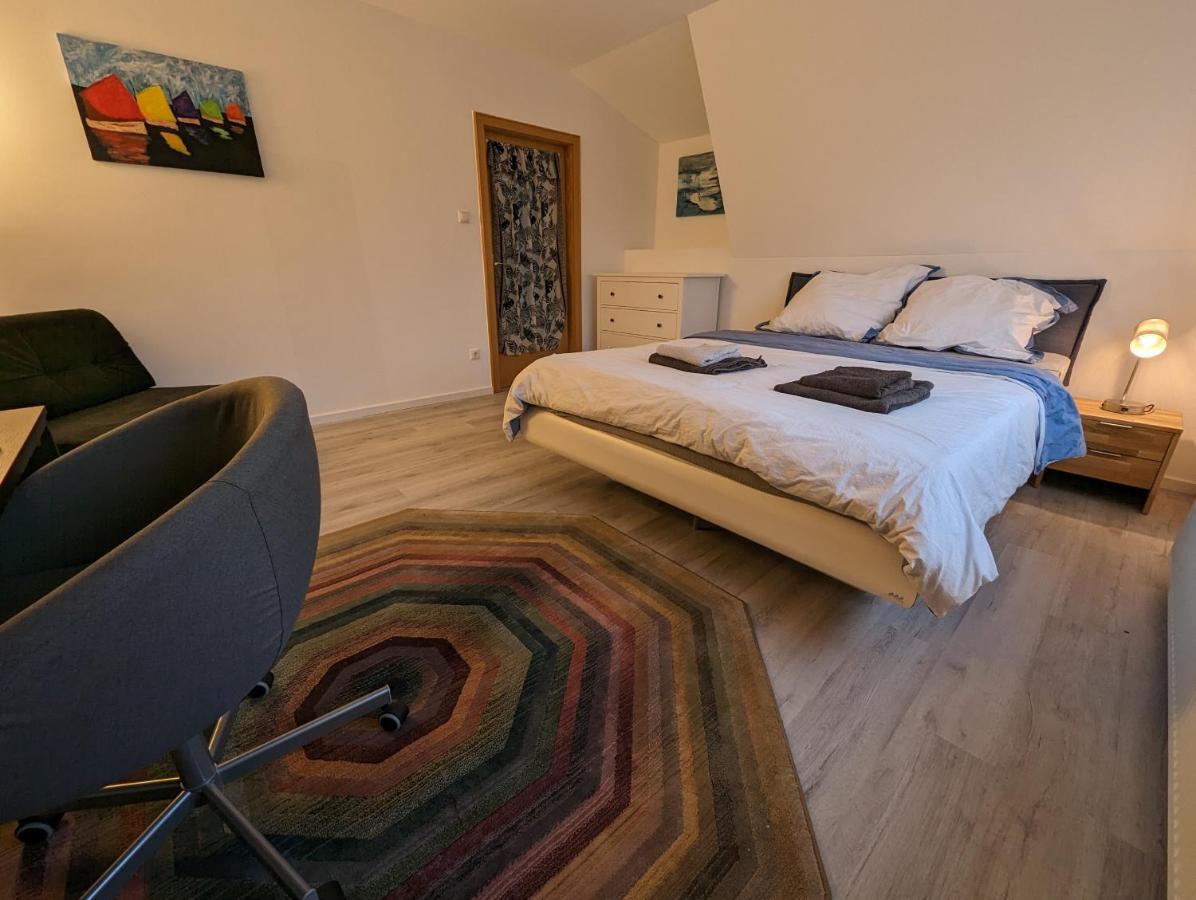 Gemuetliche Zimmer Im Herzen Der Stadt Em-Apartments Deutschland Bielefeld Exterior photo